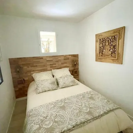 Bright With Pool In Roquebrune-sur Argens